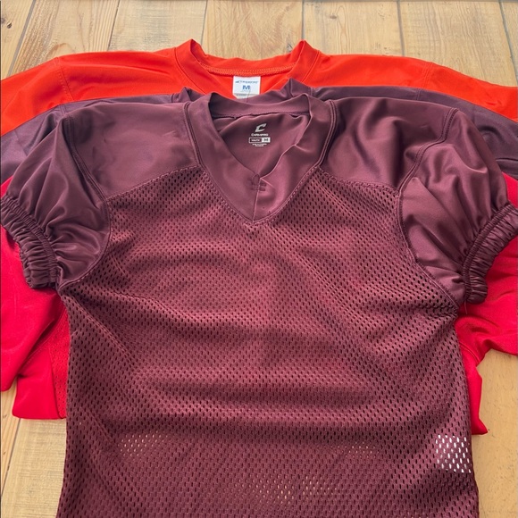 Bundle of practice football gear.  4 practice jerseys, 4 black socks & chinstrap - Picture 4 of 7